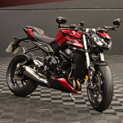 TRIUMPH STREET TRIPLE 765 RS TRIUMPH STREET TRIPLE 765 RS